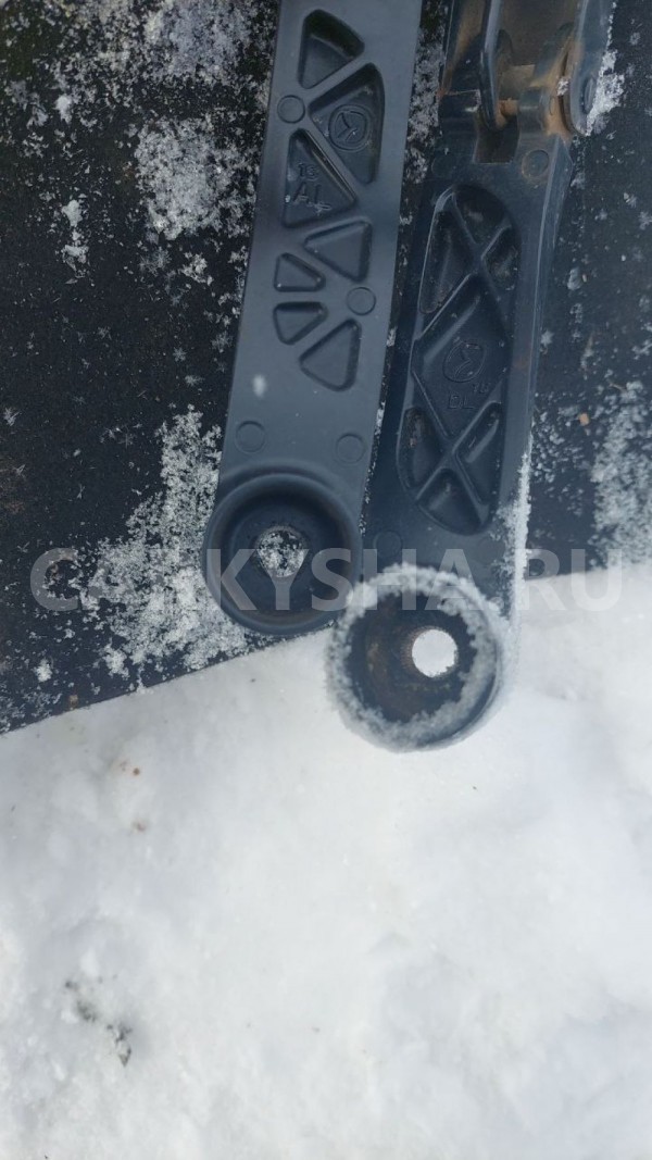 Поводок стеклоочистителя Mazda 3 BL рестайлинг (2011—2013) Mazda 2 оригинальный номер BBP367321