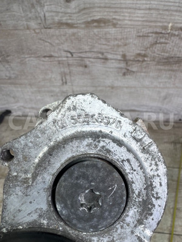 Ролик натяжной приводного ремня Opel 1.7cdti Opel Astra оригинальный номер 55565570