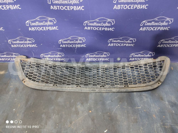 Решетка переднего бампера SsangYong Kyron 2 Ssang Yong Kyron оригинальный номер 7946109100