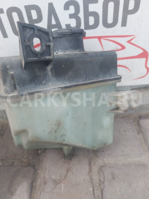 Бачок омывателя Hyundai Getz Hyundai Getz оригинальный номер 986101c000