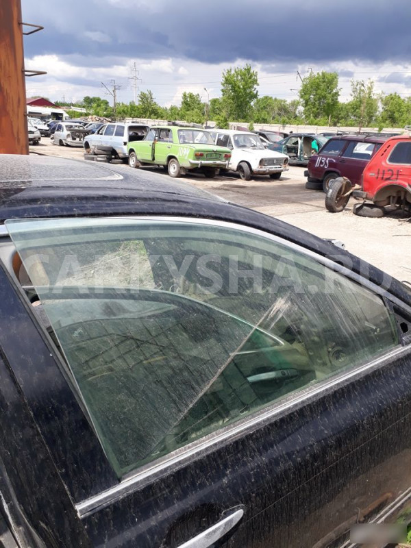 Стекло двери переднее правое Toyota Crown GRS184 Toyota Crown 