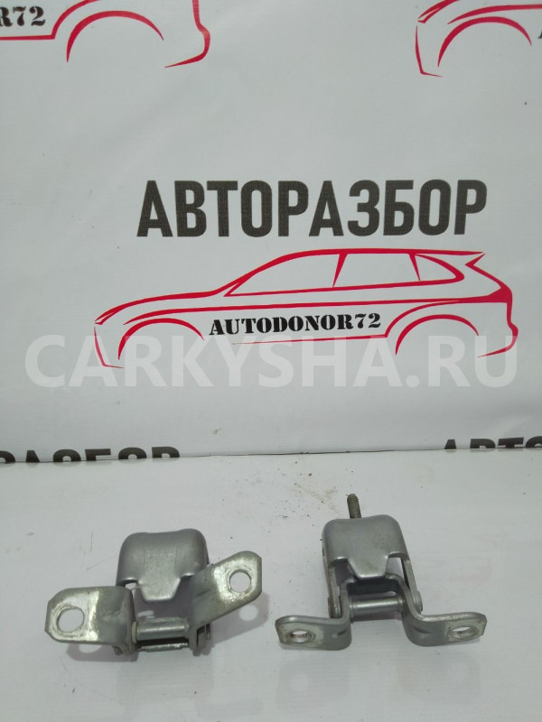 Петли задней левой двери Mazda 3 BL Mazda 2 