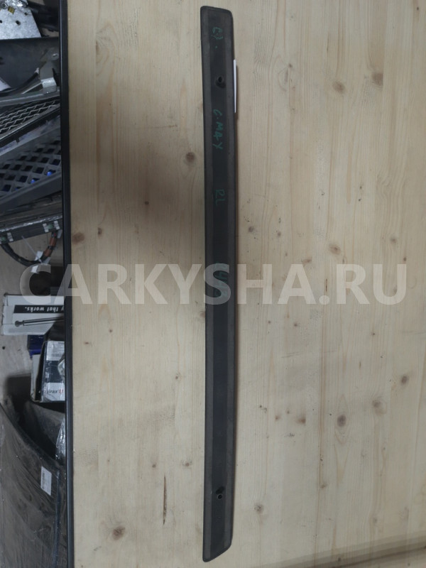 Молдинг задней левой двери Ford C-MAX 2003-2011 Ford C-MAX оригинальный номер 3M51R25533AC