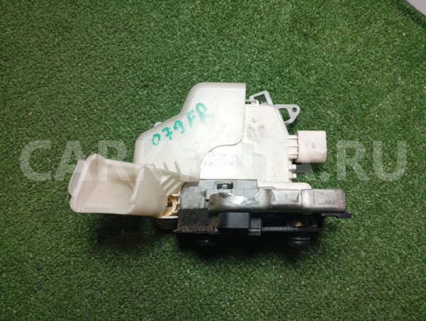Замок двери передний правый Audi A4 2013 Audi A4 