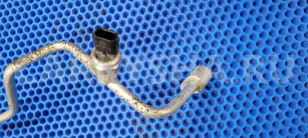 Трубка кондиционера Renault Logan 2018 924401429R L8A9 K4M Renault Logan 