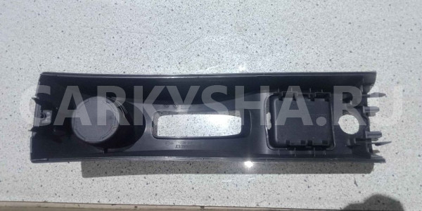 Консоль Nissan Almera G15 (2012—2018) Nissan Almera оригинальный номер 8200739461