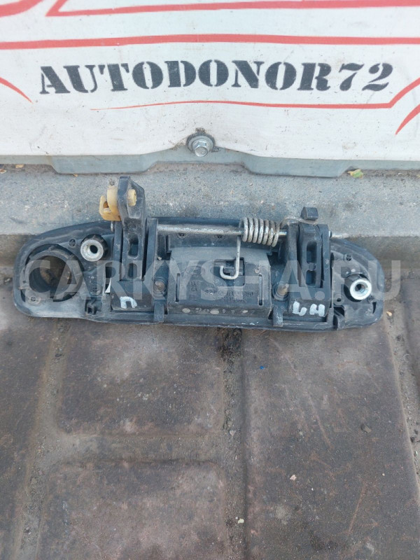 Ручка двери передней наружная левая Hyundai Getz Hyundai Getz оригинальный номер 826501C010CA