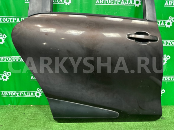 Дверь Toyota Sienta 2015-2022 6700352580, задняя правая Toyota Sienta 