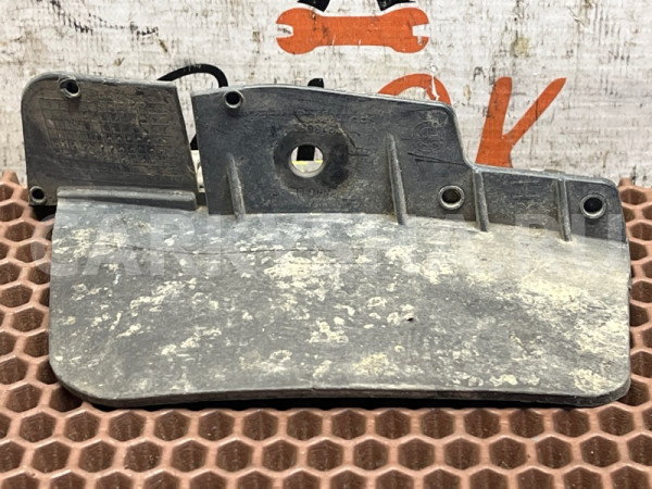 Пылезащитная кромка BMW X3 оригинальный номер 51 62 7 213 652, 51 62 7 213 652, 51627213652, 7213652