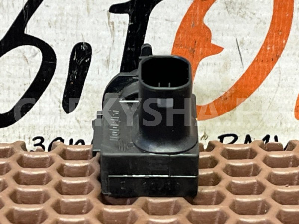 Датчик AUC BMW X1 оригинальный номер 64 11 6 833 650, 64 11 9 289 142, 64119289142, 9289142, 64 11 6 833 650, 64116833650, 6833650, 64 11 9 367 349, 64119367349, 9367349