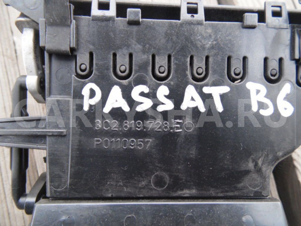 Дефлектор Volkswagen Passat B6 (2005—2010) Volkswagen Passat оригинальный номер 3c2819728e