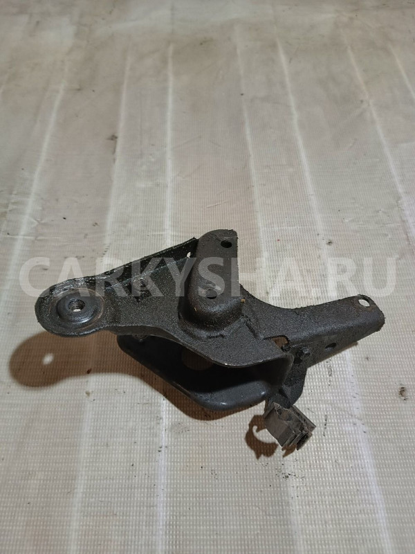Кронштейн двигателя задний Nissan Primera оригинальный номер 113322F000