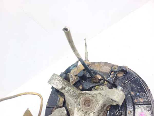 Кулак Peugeot 406 2002 96386226801 406, задний левый Peugeot 406 