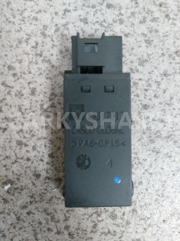 Разъем AUX Opel Astra J Opel Astra оригинальный номер 13317917