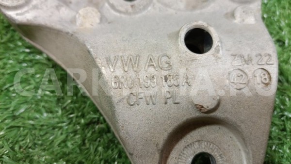 Кронштейн опоры двигателя правый Volkswagen Polo Volkswagen Polo 