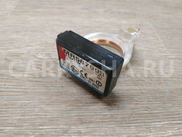 Иммобилайзер Mitsubishi Lancer оригинальный номер MR587993