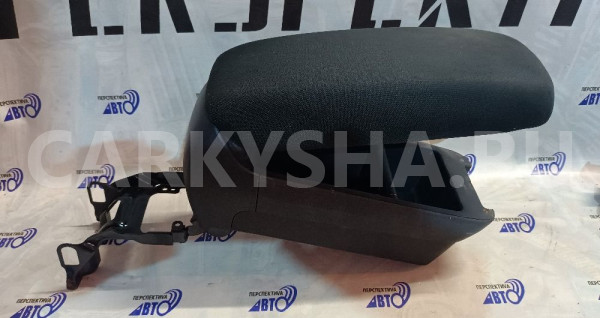Подлокотник Toyota Avensis T250 Toyota Avensis оригинальный номер 5890505050A1