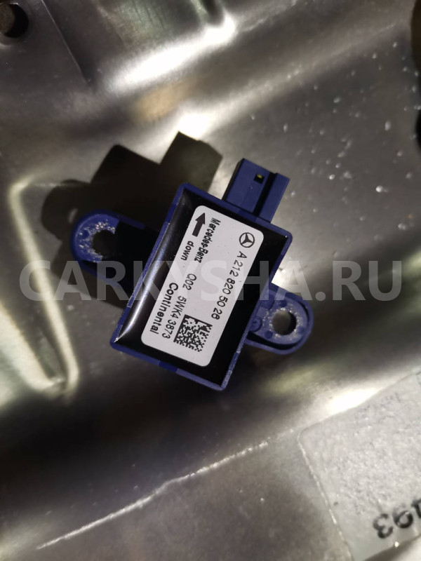 Датчик airbag Mercedes-Benz E-класс W212 Mercedes-Benz E-klasse оригинальный номер A2128205026