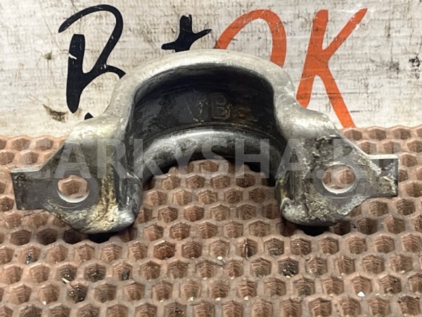 Скоба стабилизатора BMW X1 