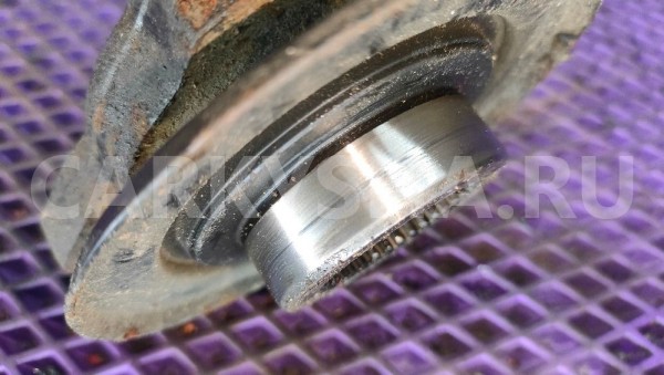 Фланец раздаточной коробки Volkswagen Touareg 1 Volkswagen Touareg оригинальный номер 0AD341271A