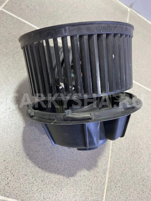 Моторчик печки Renault Logan 2012 Renault 15 оригинальный номер N107536E