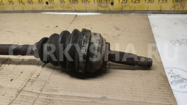 Приводной вал правый  Mitsubishi Mirage IV 4 Mitsubishi i оригинальный номер MN147077
