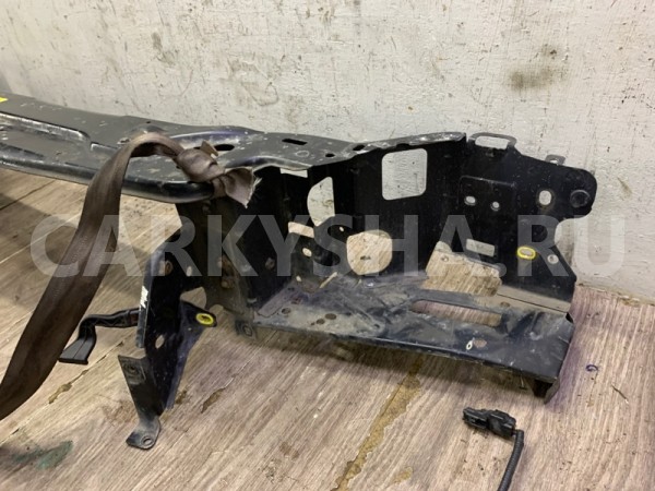 Передняя панель Volvo XC90 ВНЕДОРОЖНИК 2005 Volvo XC90 