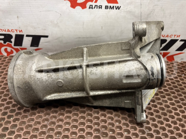 Опорный кронштейн привода BMW X5 оригинальный номер 31 50 7 600 690, 31 50 7 600 690, 31507600690, 7600690, 31 50 7 600 691, 31507600691, 7600691
