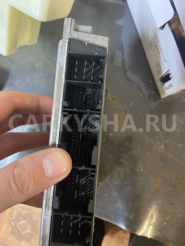 Эбу BMW X5 E70 (2006—2010) BMW X5 оригинальный номер 7586909-01