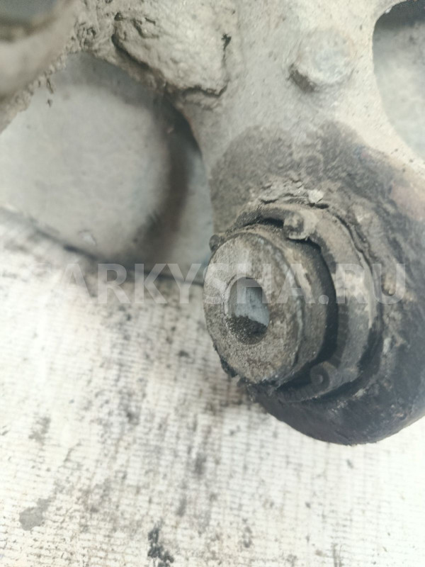 Кулак поворотный задний лев BMW 3 E90/E91/E92/Е93 BMW 3er оригинальный номер 6761579