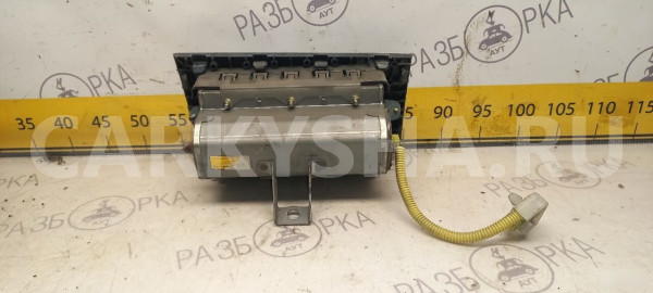 Подушка безопасности в торпедо Toyota BB 2001 Toyota bB 