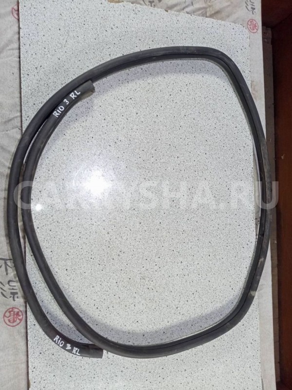 Уплотнитель двери Kia Rio III (2011—2015) Kia Rio оригинальный номер 831104Y000