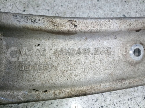 Рычаг подвески передний левый нижний Audi Q7 4M Audi Q7 оригинальный номер 4M0407155c