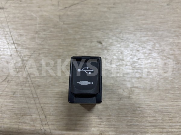 USB AUX Lexus NX внедорожник 5 дв. оригинальный номер 86190-48080