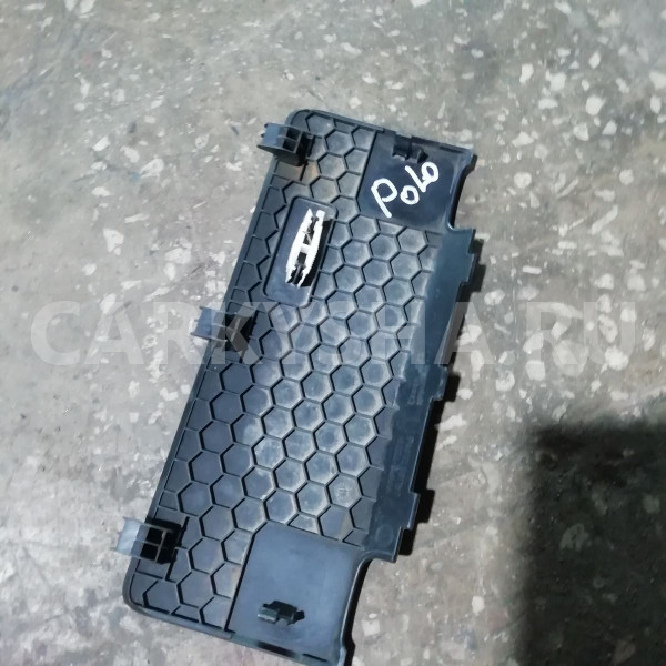 Крышка блока предохранителей Volkswagen Polo V (2009—2015) Volkswagen Polo оригинальный номер 6ru857506b