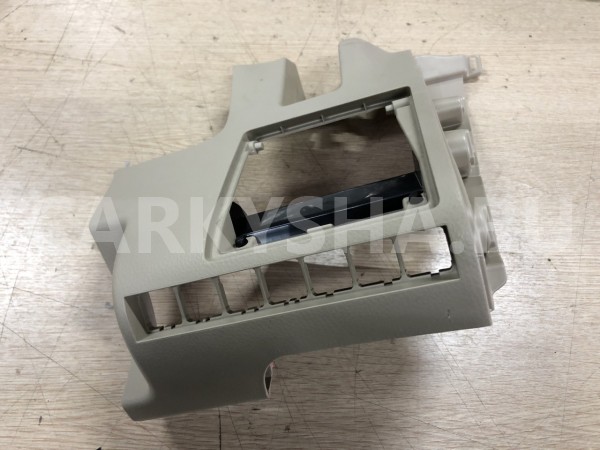 Накладка торпеды под кнопки Toyota Camry VIII (XV70) Рестайлинг – седан оригинальный номер 55302-33281-E0