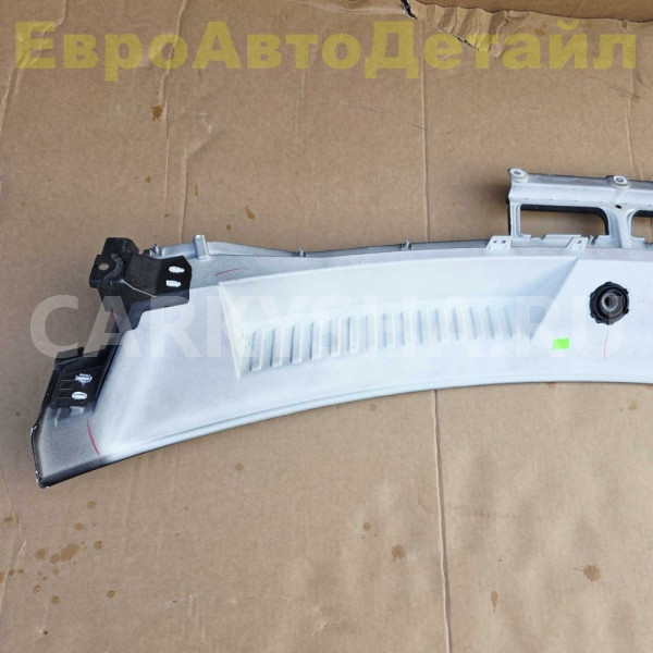 Жабо Land Rover Defender 2 (L663) 2023г Land Rover Defender оригинальный номер LR181859