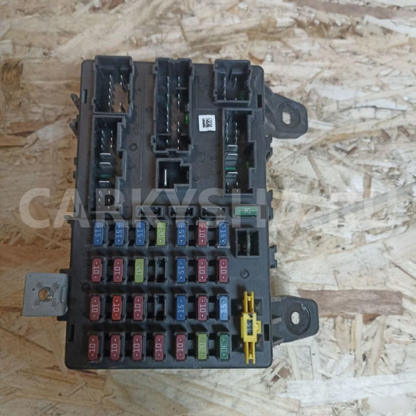 Блок предохранителей Hyundai getz Hyundai Getz оригинальный номер 91198-1C0