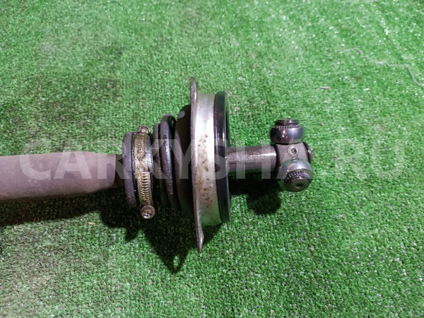Полуось передняя левая Renault 20 оригинальный номер 8201235822