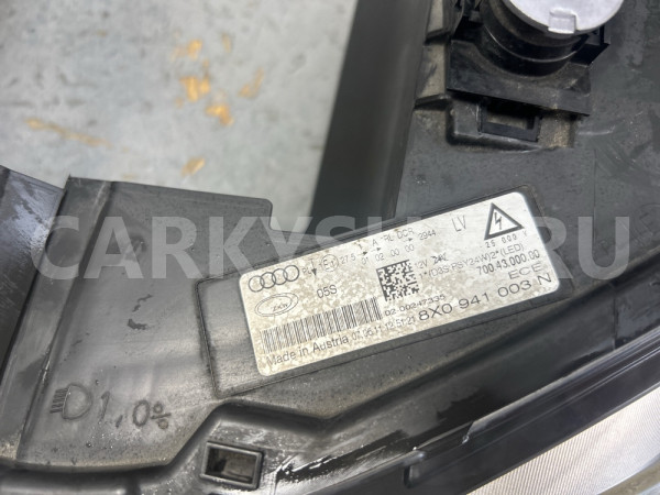 Фара Audi A1 2011 Audi A1
