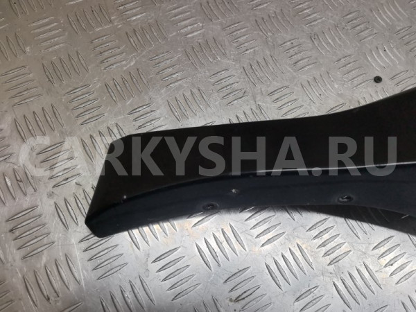 Накладка на крыло Nissan Serena 