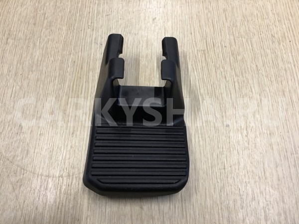 Заглушка крепления сиденья Toyota Fortuner II – внедорожник 5 дв. оригинальный номер 72158-KK010